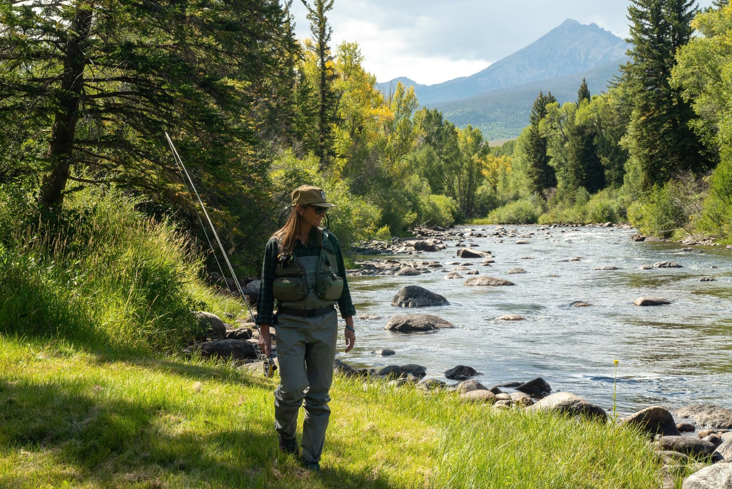 Fishpond FlyLite Women's Vest – Lightweight Fly Fishing Vest