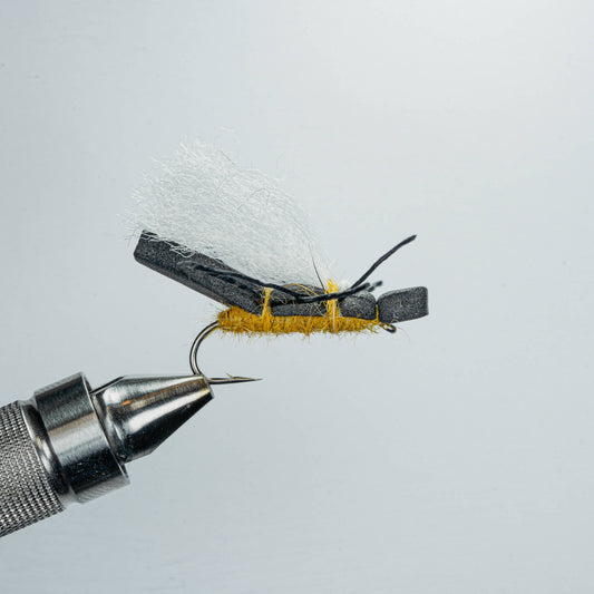 Willy's Ant - Golden